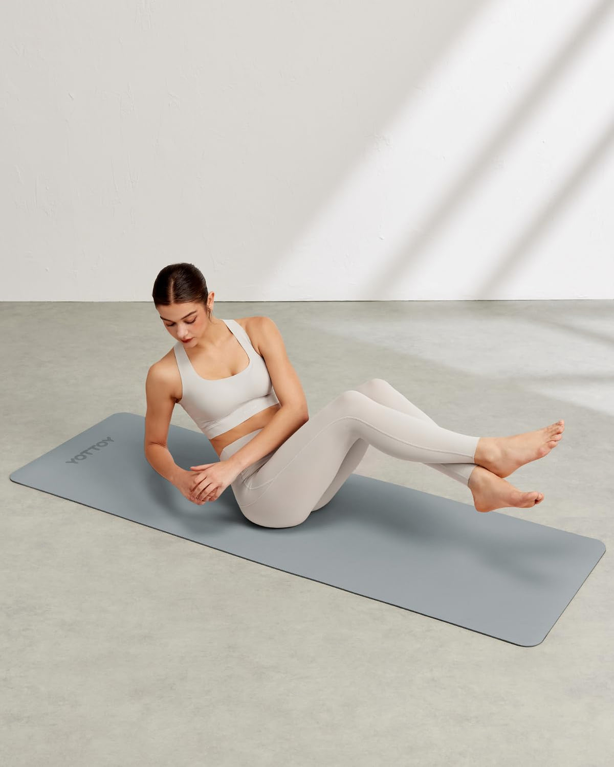 YOTTOY Yoga Mat, Non-Slip TPE Exercise Mat (1/4 Inch) for Pilates, Fitness & Barefoot Workouts, Home Gym Studio with Strap & Bag (Grey, 24 * 0.24 Inches)