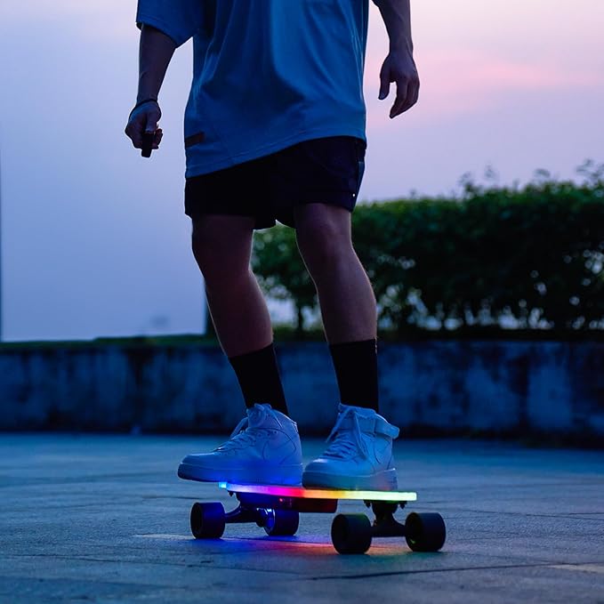 isinwheel V4/V6/V6pro/V8/V10 Electric Skateboard with Remote, 250W/450W/500W/1200W/3000W Brushless Motor, 9Mph/12Mph/30 Mph /32Mph Top Speed, Electric Longboard for Adults ＆Teens